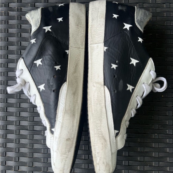 Golden Goose Black and White Star Sneakers - Picture 3 of 6